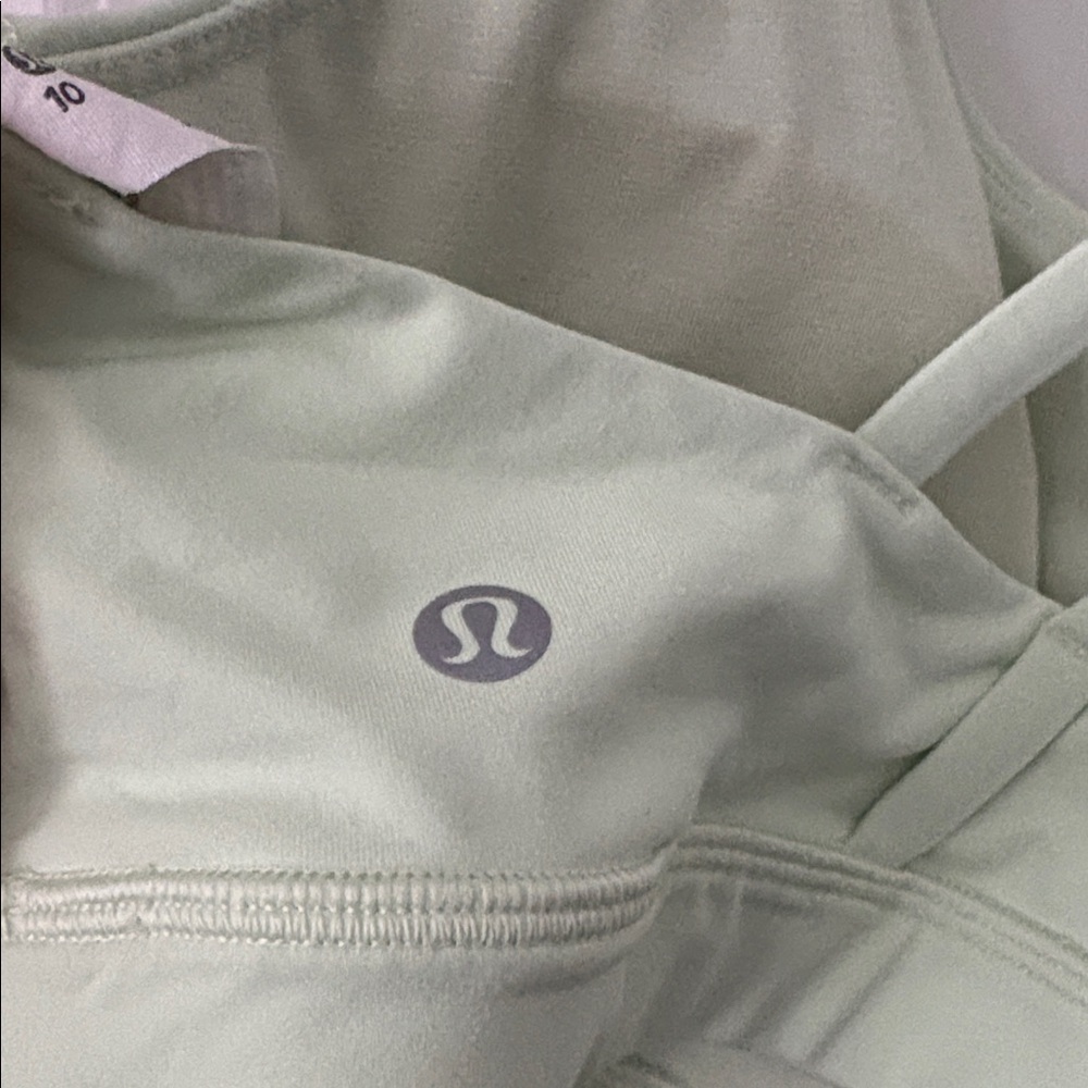 Lululemon Energy Sports Bra - Picture 3 of 4
